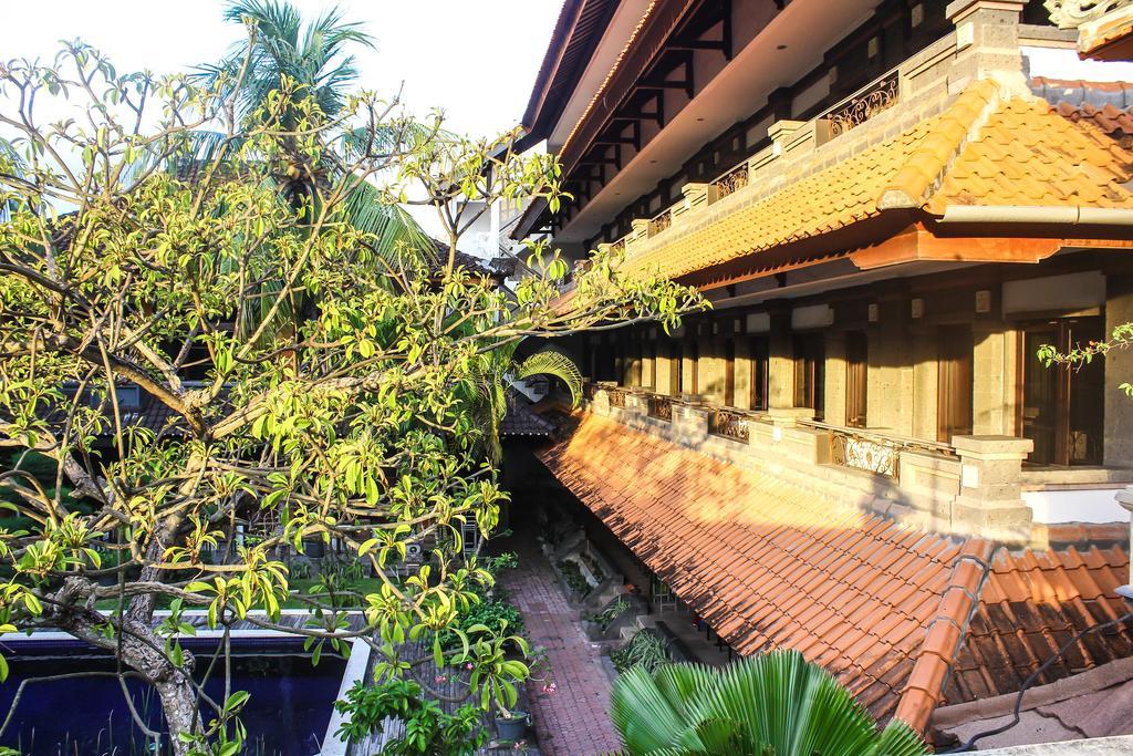 Hotel Puri Tanah Lot Кута Экстерьер фото