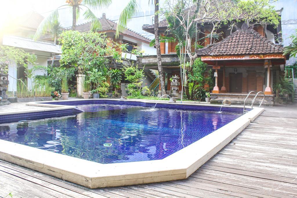 Hotel Puri Tanah Lot Кута Экстерьер фото