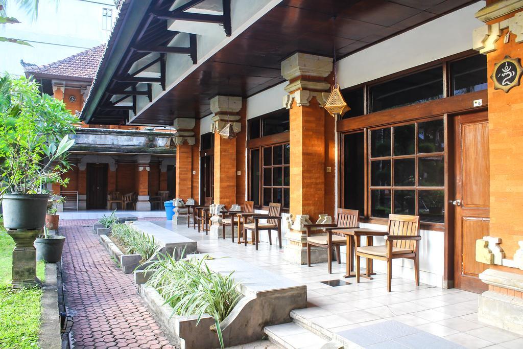 Hotel Puri Tanah Lot Кута Экстерьер фото