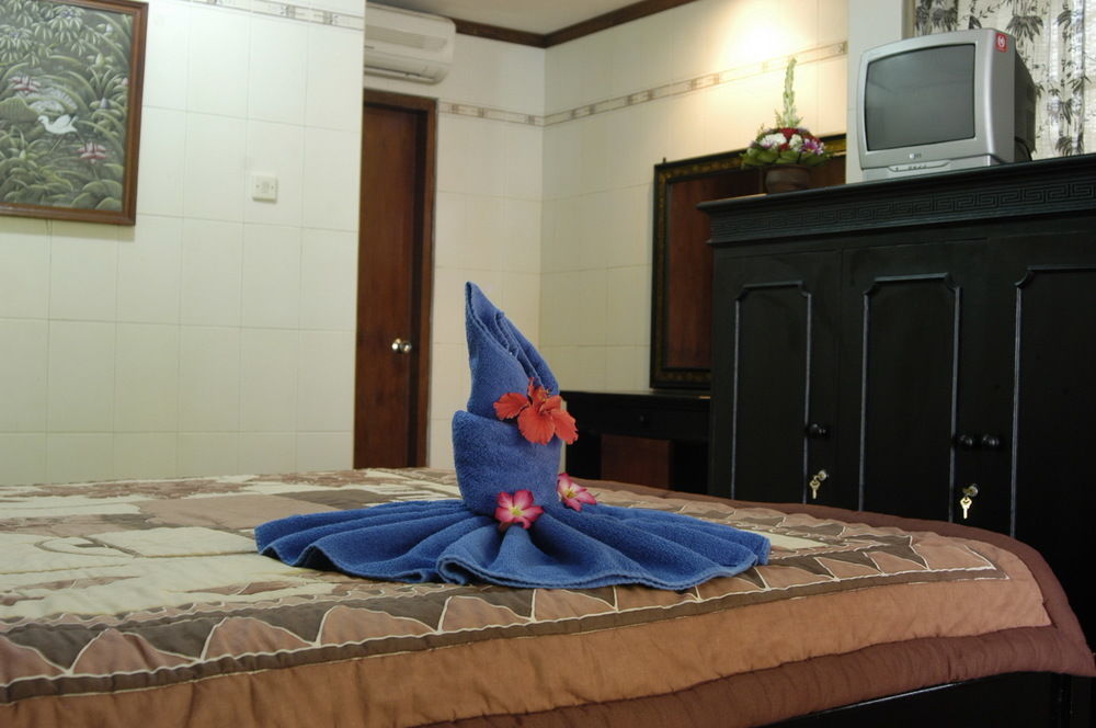 Hotel Puri Tanah Lot Кута Экстерьер фото