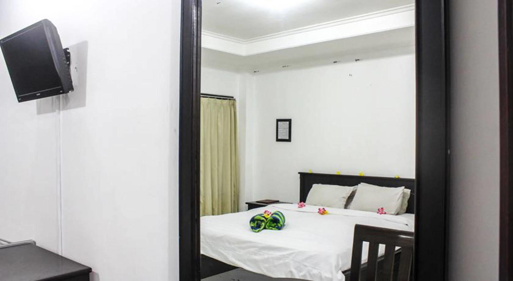 Hotel Puri Tanah Lot Кута Экстерьер фото