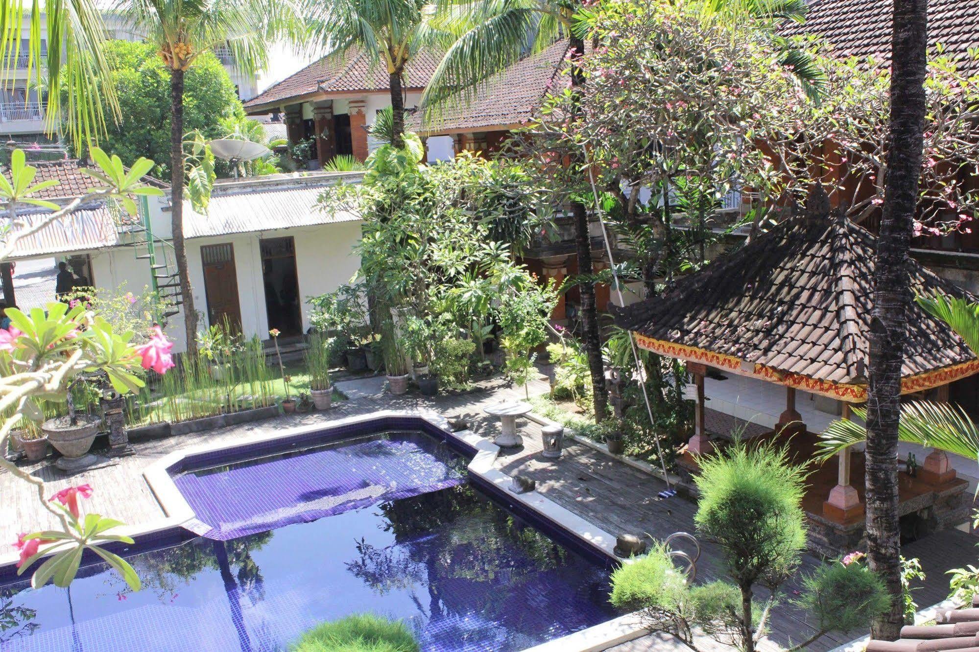Hotel Puri Tanah Lot Кута Экстерьер фото