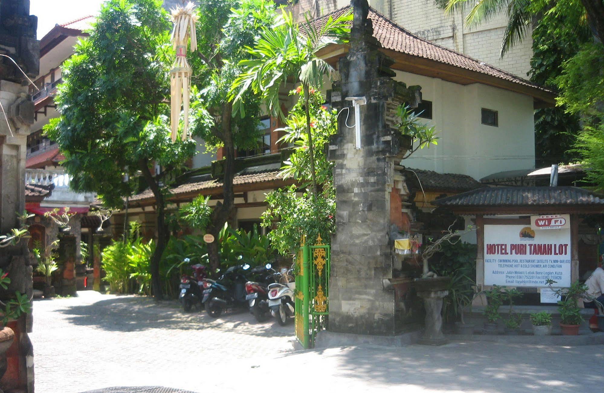 Hotel Puri Tanah Lot Кута Экстерьер фото